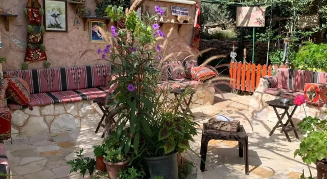 بيت الطبيعة nature house, Book Hotel Hoteller i Jerash med parkering, nær Jerash, Parkering
