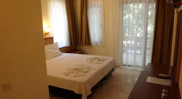 Двухместный номер Standard Felice Hotel