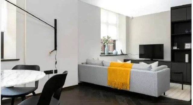 Vibrant Stylish 1 Bed Apartment Behind Oxford St, Varaa Huoneisto Asunnot kohteessa Merseyside, Huoneisto