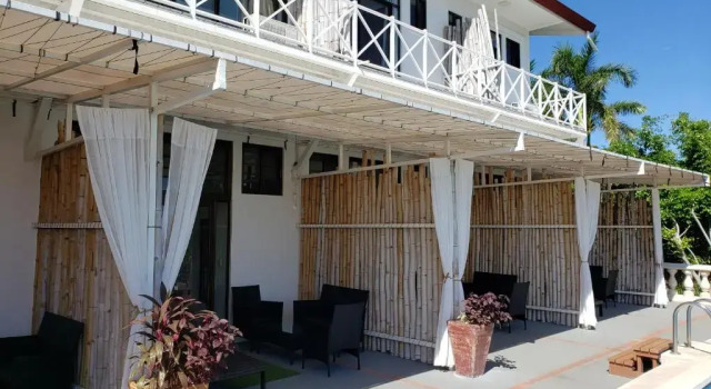 Четырёхместный номер Standard с видом на море Pura Vista Hotel