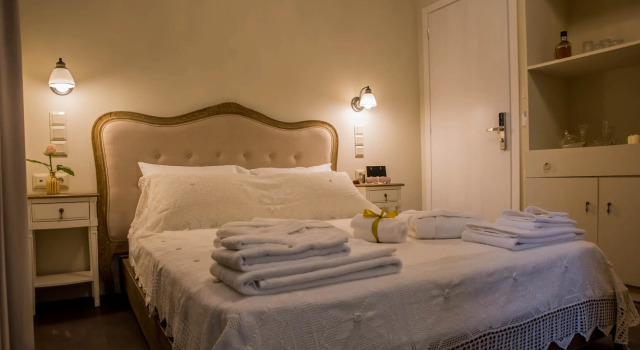 Kyria Boutique House, Забронировать Бутик-отель Бутик-отели Афины, рядом с French Embassy Athens, Бутик-отель