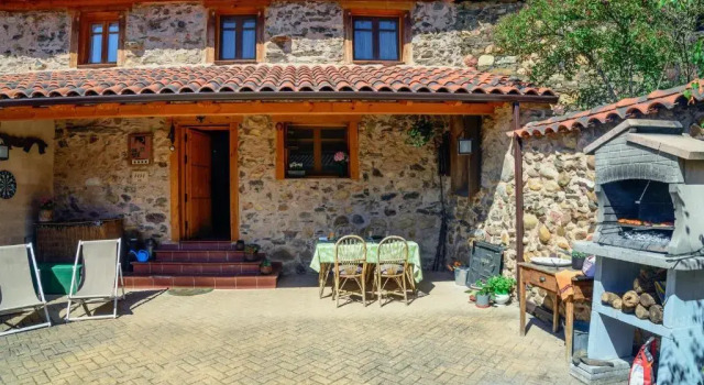 Коттедж Rural House in the Mountain of Leon