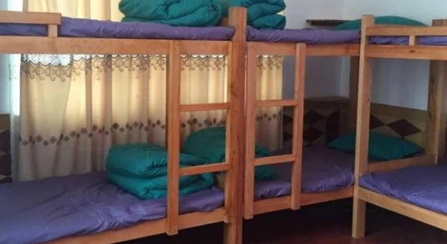 Gazhuowu Inn, Varaa Hotelli Nyingchi Tiibet
