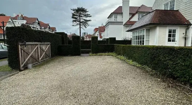 Коттедж с 5 комнатами с балконом и с видом на сад Luxurious 5-Bedroom Holiday House in Knokke-Heist Belgique
