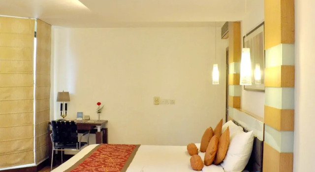 Lemon Tree Hotel Centre Point Jamshedpur, Book Hotel Bistupur 