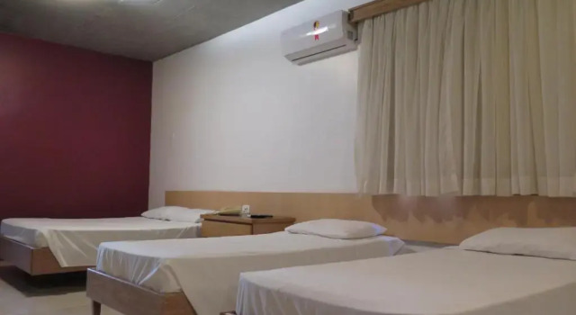 Четырёхместный номер Standard Hotel Ideal