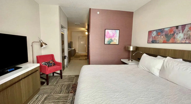 Полулюкс Hilton Garden Inn Oconomowoc