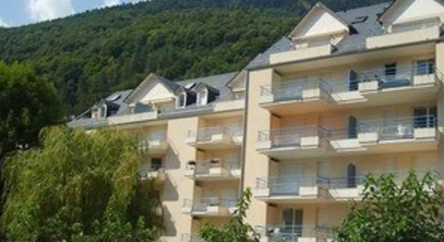 Appartement Bagnères-de-Luchon, 2 pièces, 4 personnes - FR-1-313-170