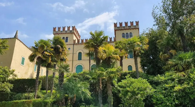 APARTMENT PERGOLANA 11 - Regarda Travel, Prenota Appartamento Hotel a Veneto con piscina, Piscina