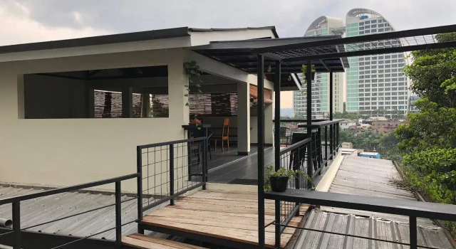 RedDoorz @ Rumah Kiboku, Book Hotel Hotels in Bandung Kidul with Parking, Parking