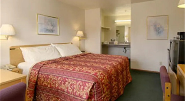 Days Inn Salinas Airport, Reserva ahora Hotel Salinas Monterey Wine Country