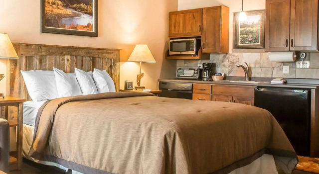 Двухместный номер Standard Yellowstone Valley Lodge, an Ascend Collection Hotel