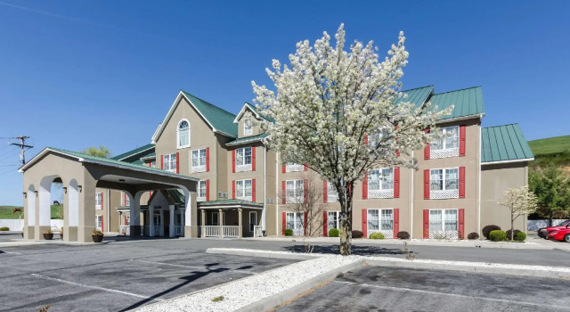 Четырёхместный люкс Comfort Inn Wytheville - Fort Chiswell