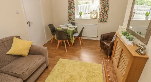 4 Honeyborough Farm Cottages