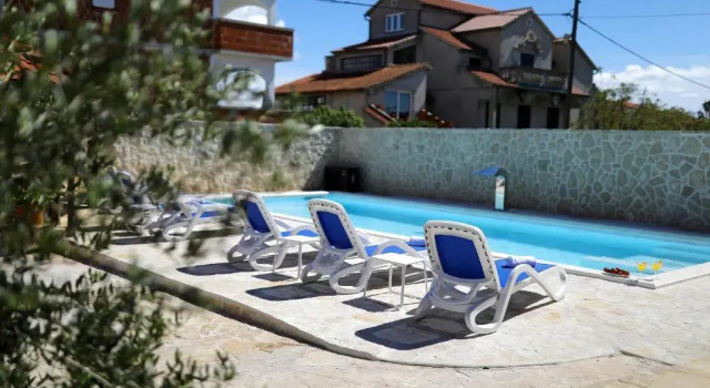 Апартаменты с видом на бассейн Villa Magnolia