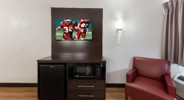 Четырёхместный номер Standard Red Roof Inn PLUS+ Columbus - Worthington