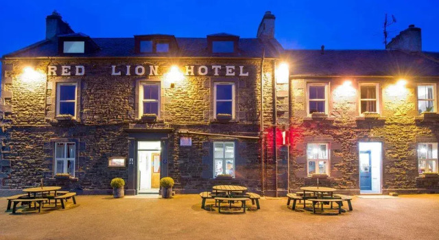 Red Lion, Coorie Inn, Book Hotel Hoteller i Borders med parkering, Parkering