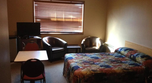 Chubby's Bar & Motel, Varaa Motelli Belle Plaine Saskatchewan
