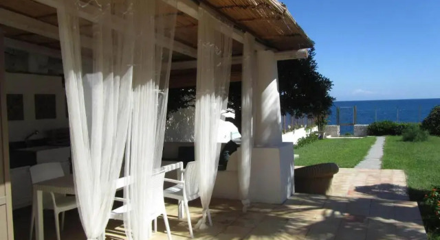 Апартаменты с 2 комнатами с видом на море Villa Sicily Sul Mare Tra Catania e Siracusa