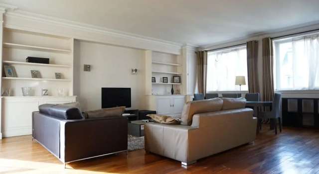 Etoile - 2 pièces - 104 m² - Paris 8
