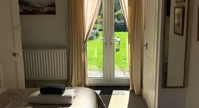 Номер Standard The White House B&B