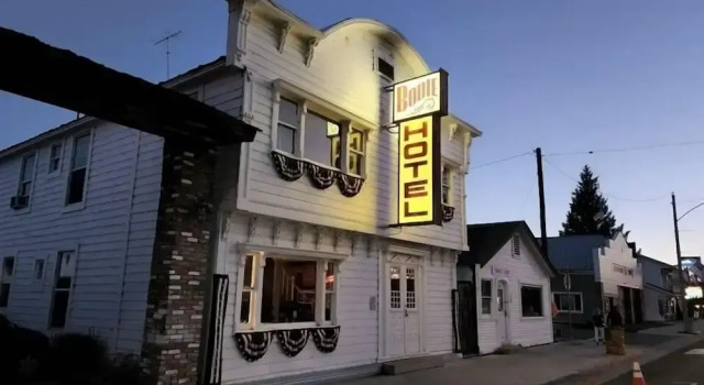 The Bodie Hotel, Book Hotel Bridgeport Eastern Sierra