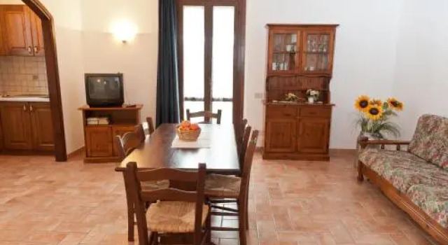 Capracotta, Prenota Hotel Roccastrada 
