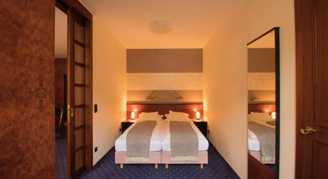 Трёхместный номер Standard с балконом Vintage Hotel Twenty-eight