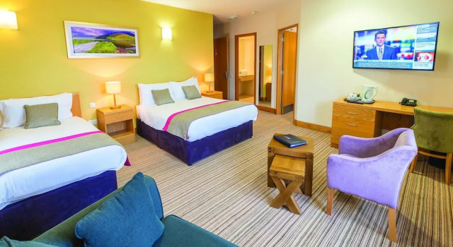 Knock House Hotel, Book Hotel Knock Mayo