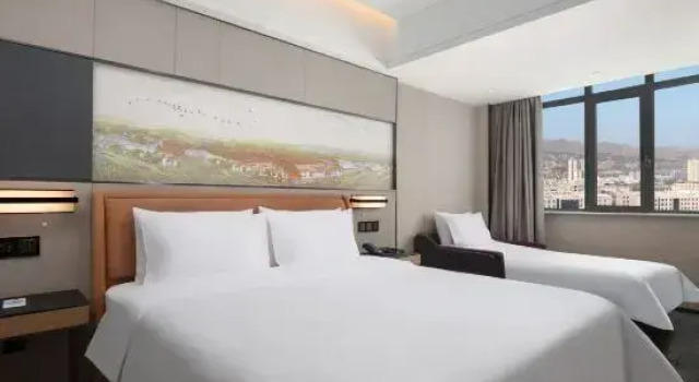 Люкс Hampton by Hilton  Xining Kunlun Road