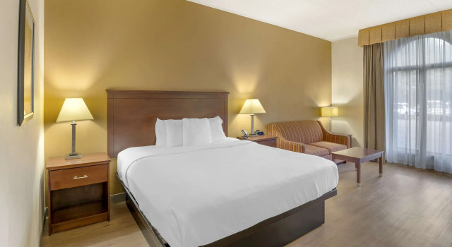Двухместный номер Deluxe Best Western PLUS Governors Inn Richmond