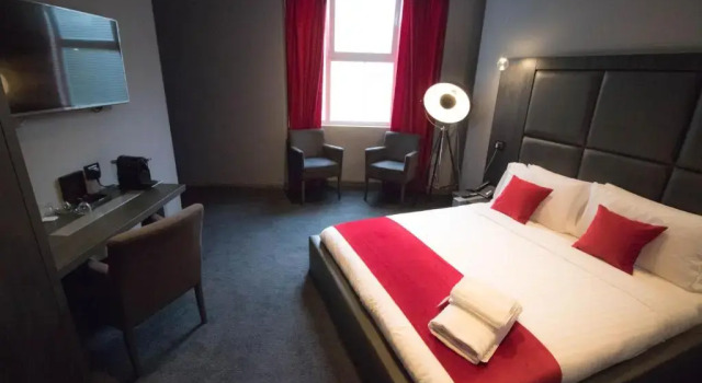 Двухместный номер Prestige The Bryson Hotel