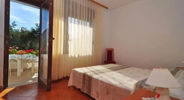 Apartments Jerina, Book Apartment Sukosan Zadar County, near Makarska Beach