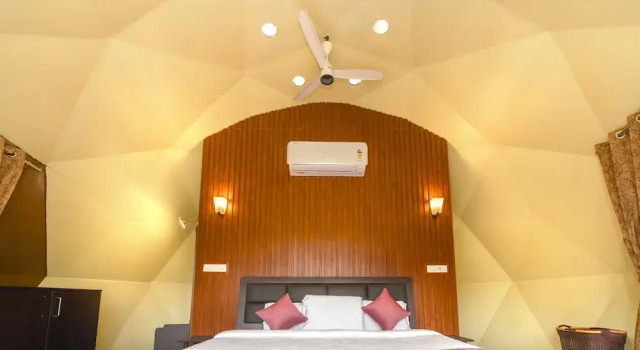 Номер Standard с видом на озеро Chandramukuta Resort by Z Vacations