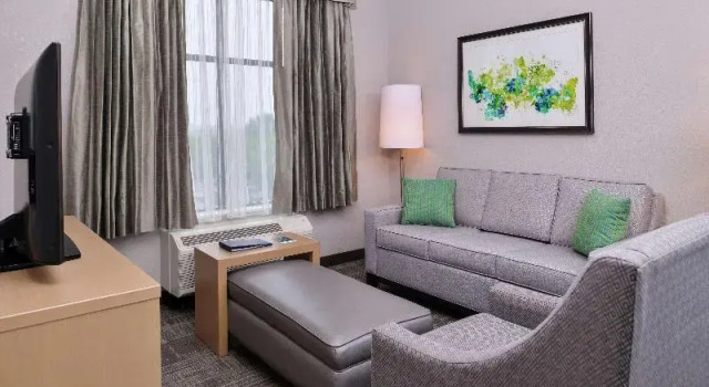 Номер Standard Homewood Suites Des Moines Airport