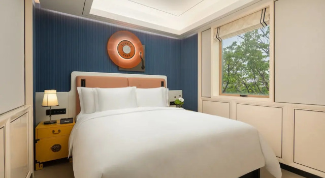 Двухместный номер Standard Hotel Indigo Guangzhou Haixinsha by IHG