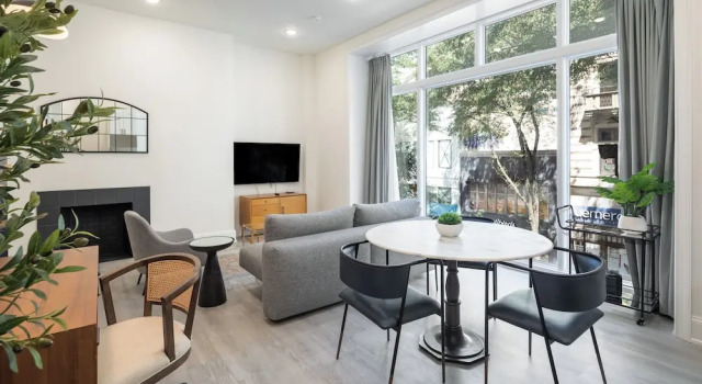 Апартаменты c 1 комнатой Sosuite at French Quarters - Rittenhouse Square