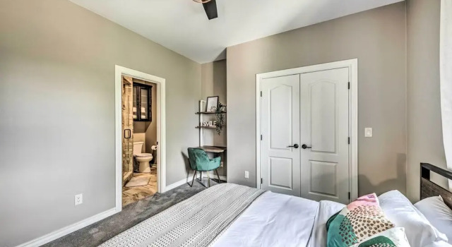 Коттедж Modern Mtn Retreat, Walk to Lake & Trails!