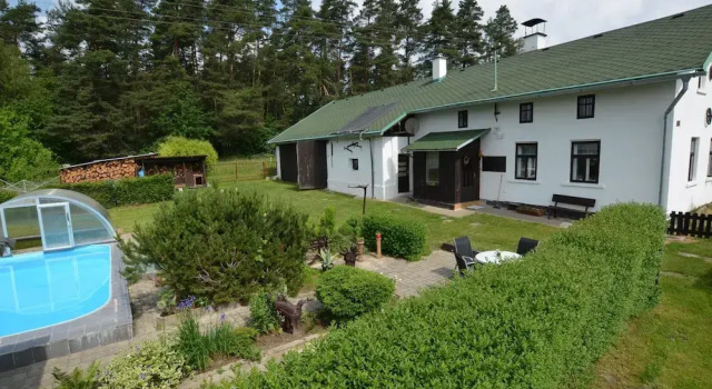 Коттедж Luxury Villa near Forest in Hlavice Czech Republic