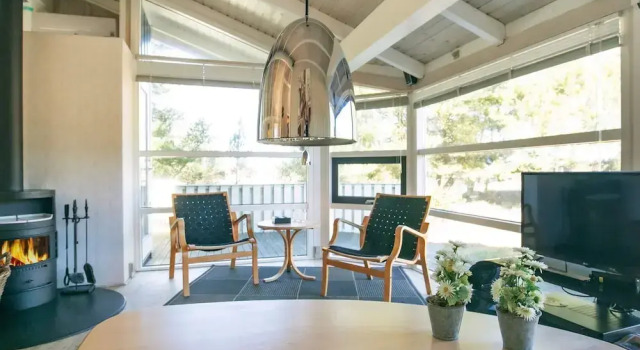 8 Person Holiday Home in Bindslev-by Traum, Book Hotel Hoteller i Tversted med parkering, Parkering
