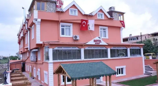 Hotel Arif, Rezerwuj Hotel Hotele w Marmaraereglisi z basenem, Basen