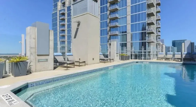 Апартаменты Midtown Atlanta 1BR Skyline Balcony Corner Condo by Piedmont Park Luxe Pad