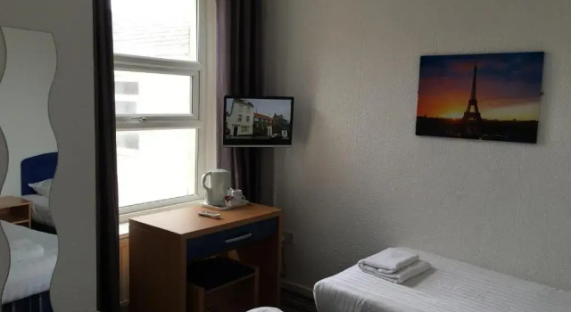 Standard- dobbelt værelse OYO Wave Crest Hotel
