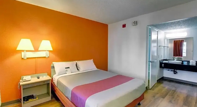 Номер Standard Motel 6-La Mesa, CA - San Diego