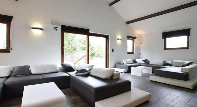 Luxury Villa with Pool, Забронировать Вилла Ла-Рош-ан-Арден 