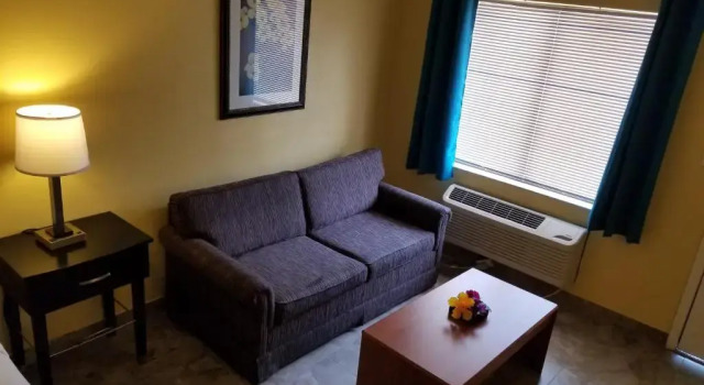 Номер Deluxe Shining Light Inn & Suites