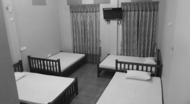 Трёхместный семейный номер Standard Цокольный этаж с 2 комнатами Anura Guest Inn