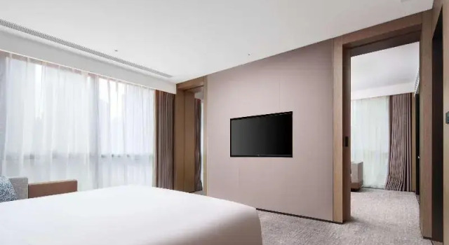 Двухместный люкс Superior Grand Mercure Wuhan Hanyang