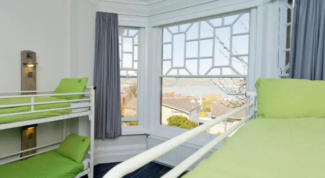 Кровать в общем номере (мужской номер) YHA Swanage