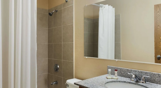 Двухместный номер Standard Super 8 by Wyndham Taylor/Detroit Area